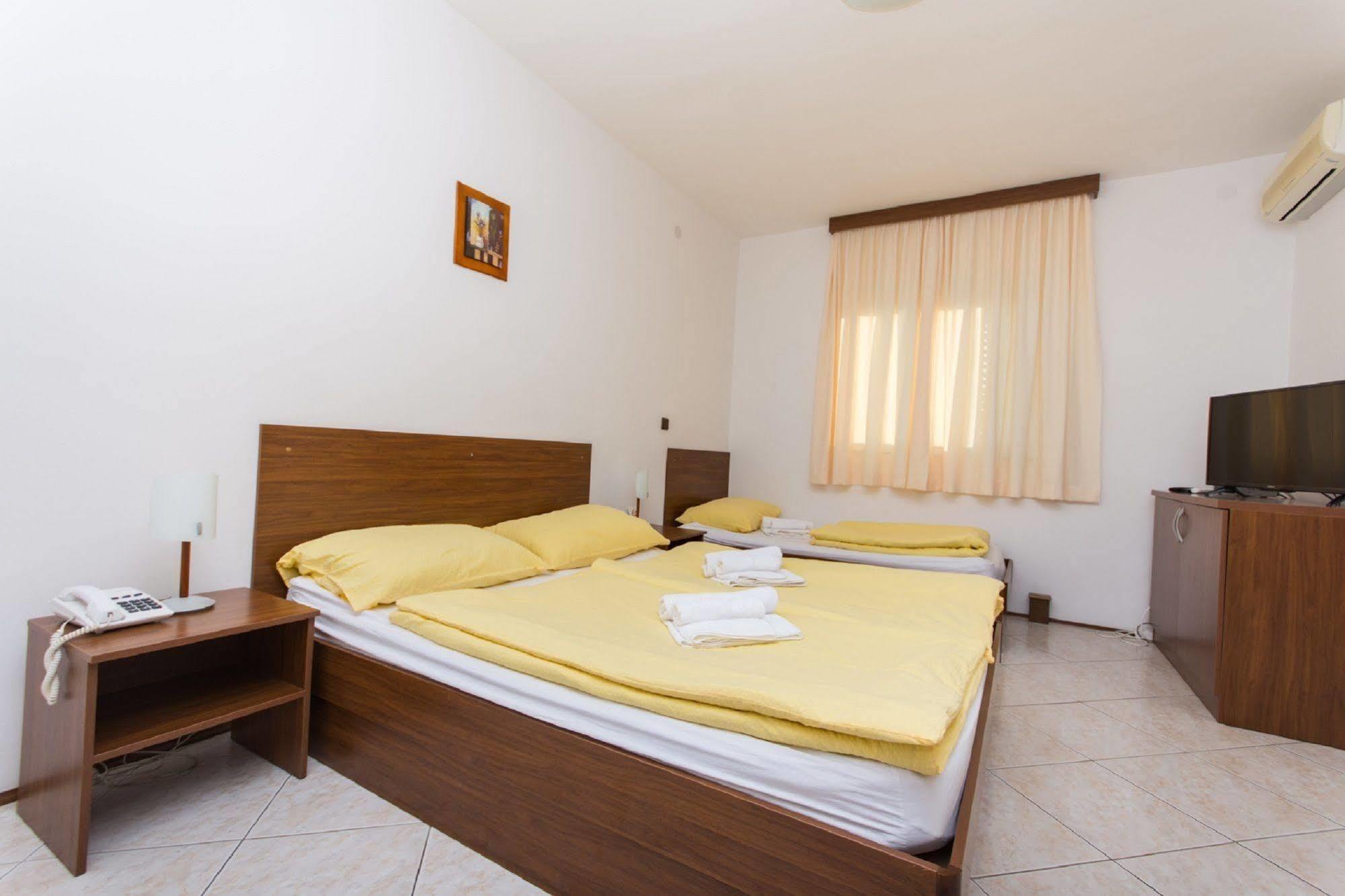 Villa Katarina Trogir Exterior foto